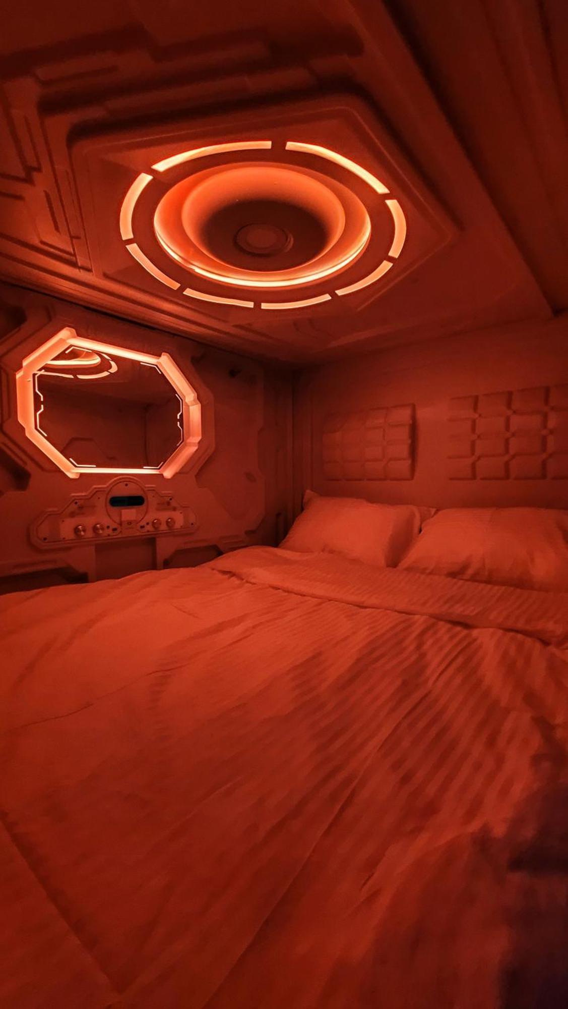 Capsula Hotel Ереван Екстериор снимка