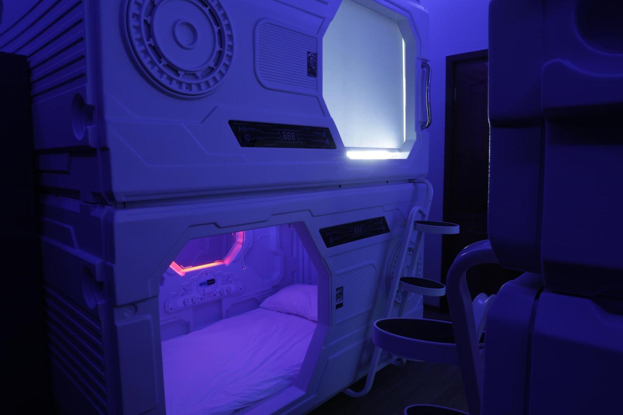 Capsula Hotel Ереван Екстериор снимка